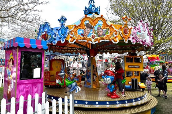 Taylor's Funfairs Rides Funfair Hire | Taylors of Edinburgh provide fun fair hire services to ...